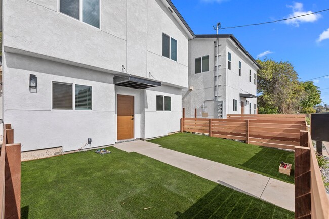 Photo - 6704 Saranac St