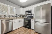 Photo - 2536 White Oak Pl Unit 5