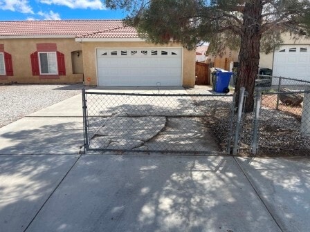 Building Photo - Nice Home in convenient location