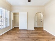 Photo - 1324 N Peterson Ave Unit 01