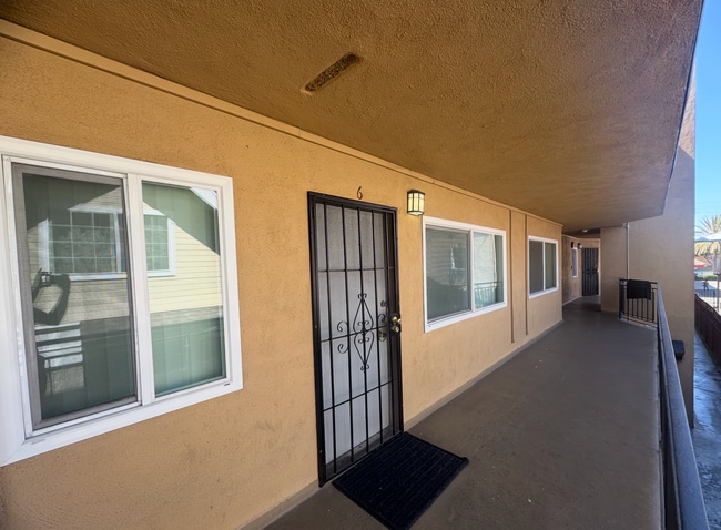 Photo - 951 Locust Ave Unit 7