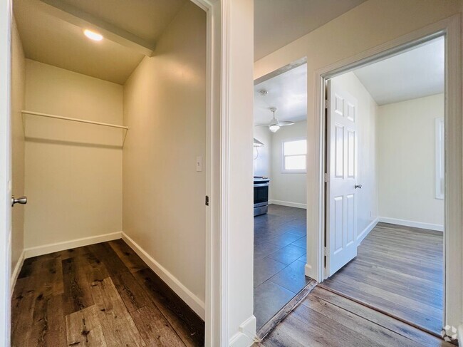 Building Photo - 3835 Whittier Blvd Rental