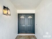Photo - 731-731 Reef Dr