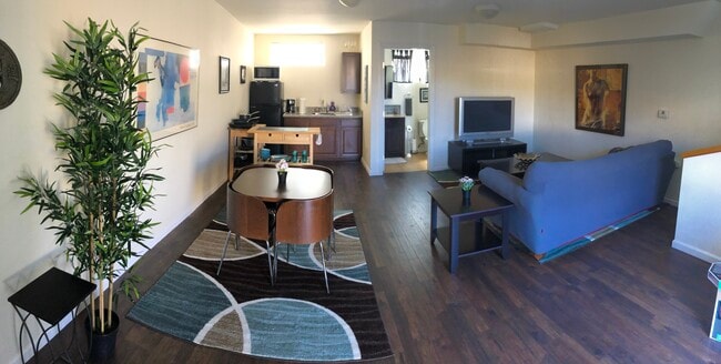 Photo - 118 S Orchard Dr Unit 1st Floor Apt.