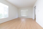 Photo - 729 Gayley Ave Unit 302