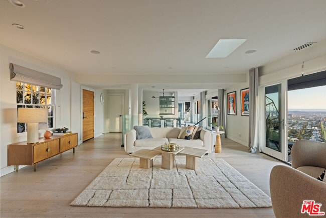 Photo - 8430 Franklin Ave