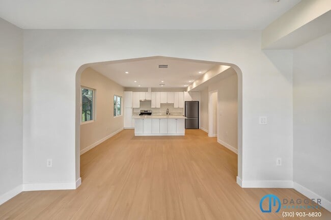 Photo - 2800 Winter St Unit 1