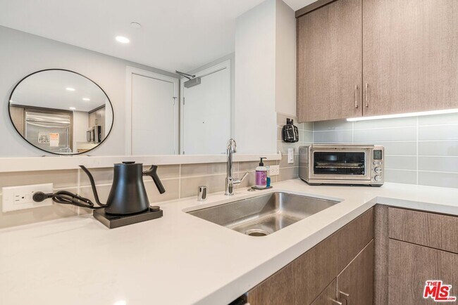 Photo - 6030 S Seabluff Dr Unit 510