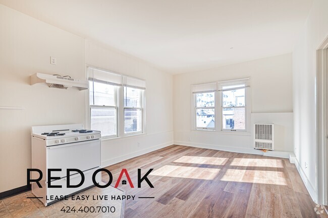 Building Photo - 537 S Kenmore Ave Rental