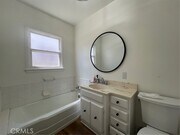 Photo - 470 Walnut Ave