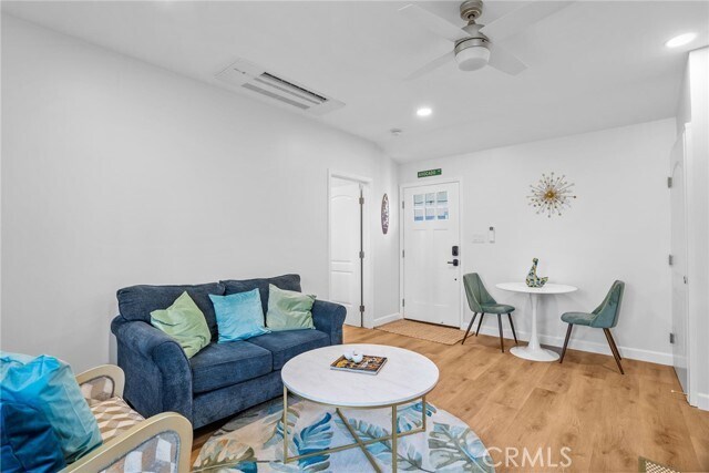 Photo - 426 Jacaranda Pl