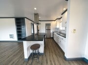 Photo - Sea Cliff Apartments