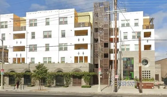 Building Photo - 3411 Crenshaw Blvd Rental