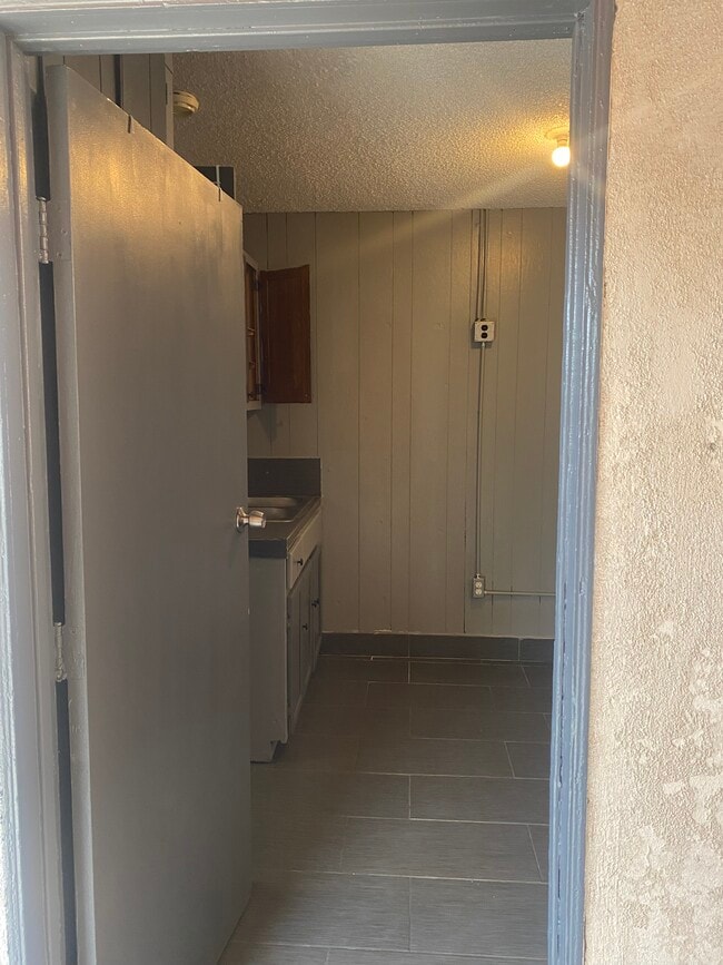 Photo - 4112 Santa Ana St Unit Studio /small kitchenette