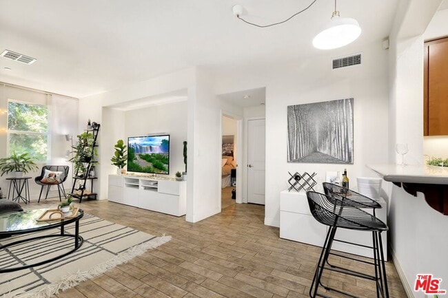 Photo - 7100 Playa Vista Dr Unit 216