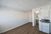 Photo - 5321 Agnes Ave Unit 21-08