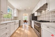 Photo - 5143 Newcastle Ave