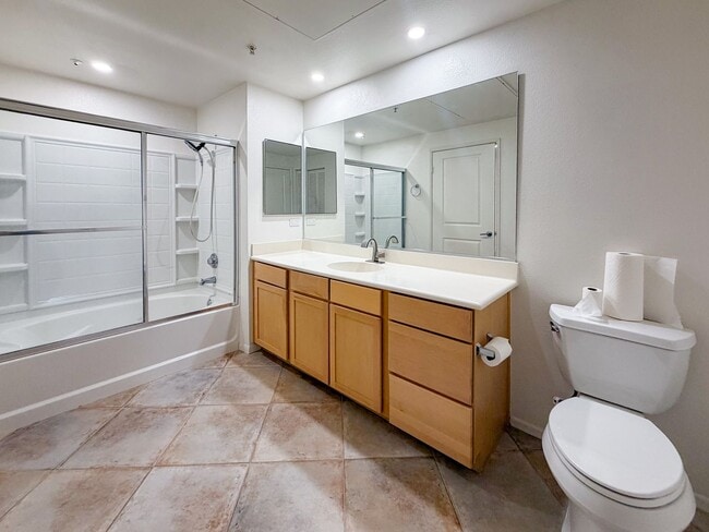 Photo - Beautiful 1 bd 1 ba in Playa Vista