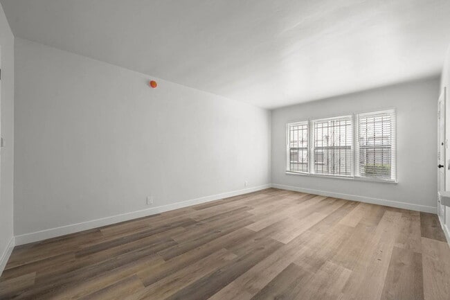 Photo - 4282 Leimert Blvd Unit A