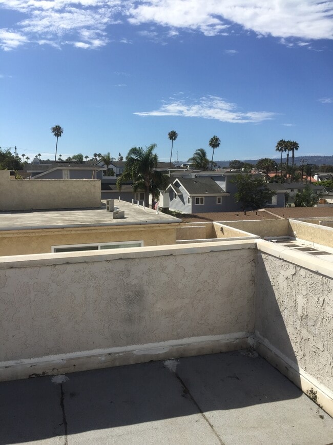 Photo - 519 N Francisca Ave Unit #1