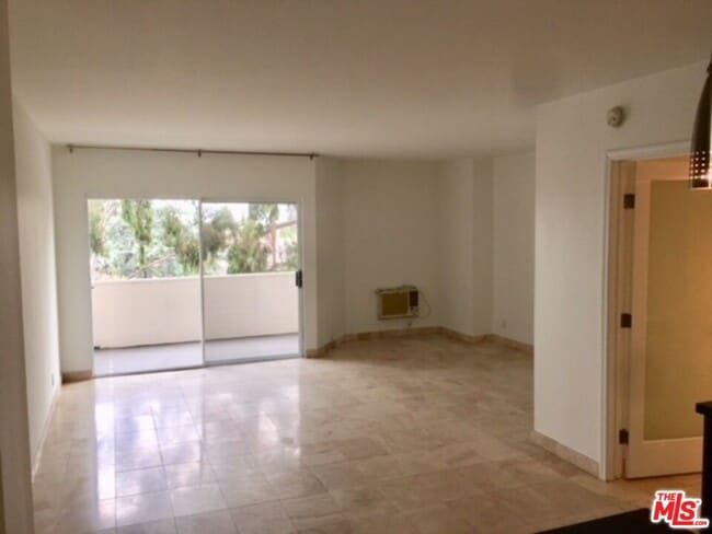 Photo - 3949 Los Feliz Blvd Unit 206