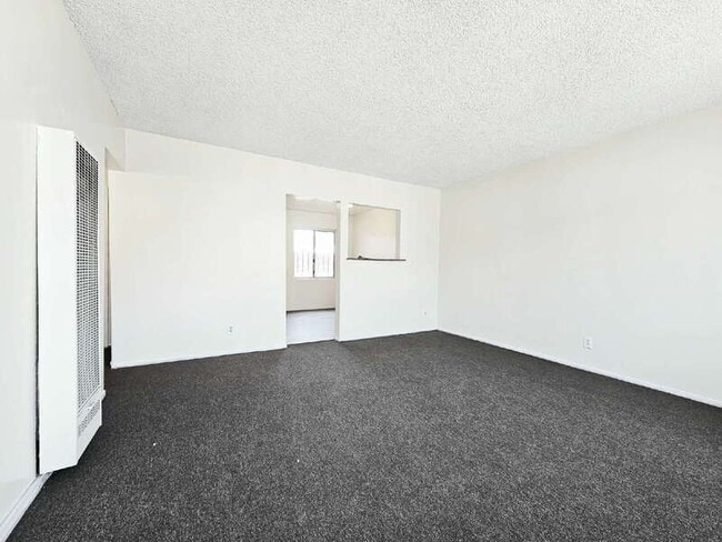 Building Photo - 231 E 89th St Rental