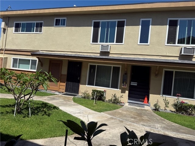 Photo - 3523 W Del Monte Dr Apartment Unit 4