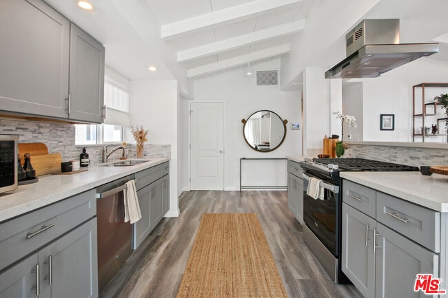 Photo - 6440 Rhea Ave