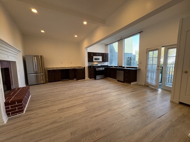 Photo - 1402 San Remo Dr