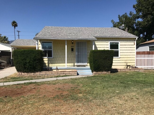 Photo - 242 E Alexander Ave