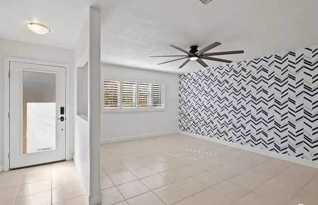 Photo - 2140 E Hildy Ln