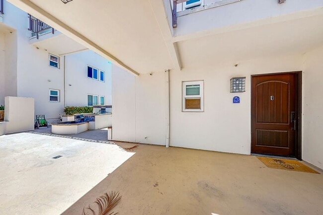 Photo - Stunning Condo with Downtown Views – Prime... Unit 10