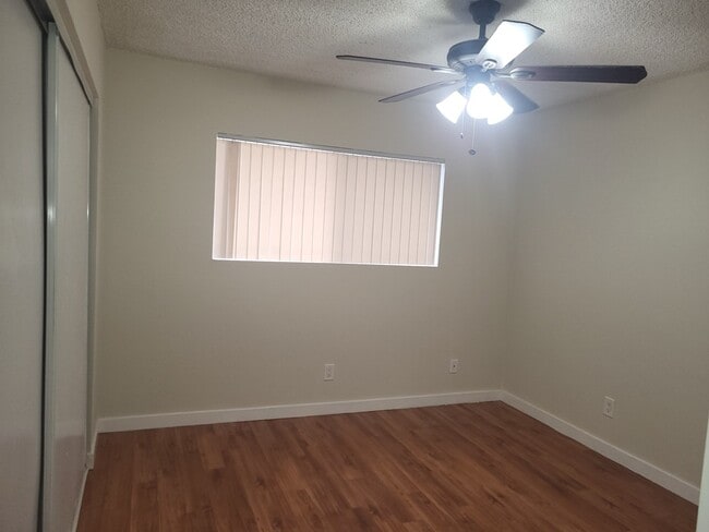 Bedroom - 9121 Orion Ave Unit F