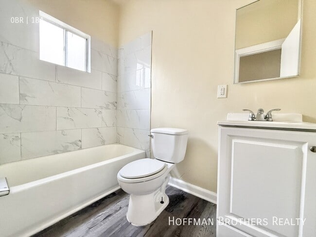 Photo - 2927 West Blvd Unit 1/2