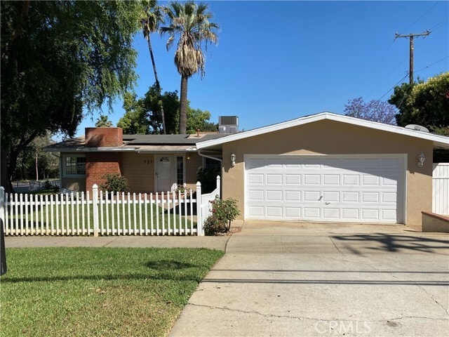 Photo - 727 E Palm Ave