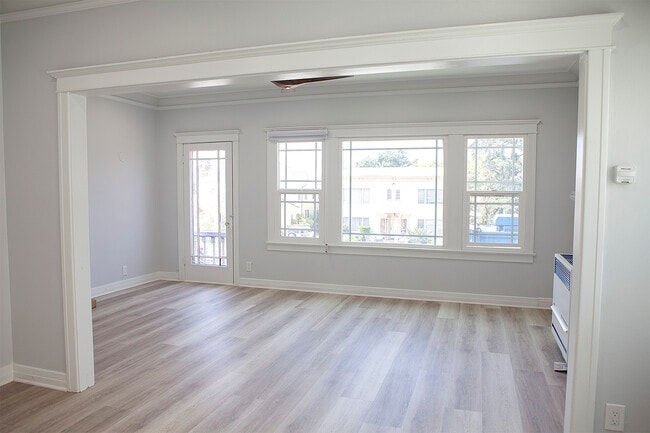 Photo - 2520 5th Ave Unit 2520 1-2