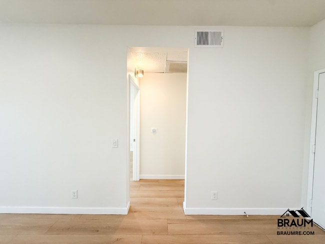 Photo - 11459 Collins St Unit 202