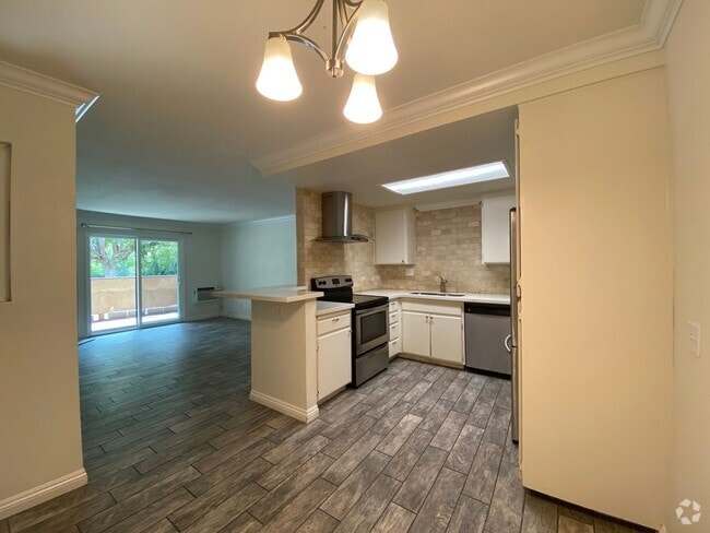 Building Photo - 2bed/2bath home in Mission Park Community!