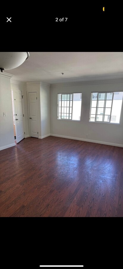 Photo - 1316 N Columbus Ave Unit 202