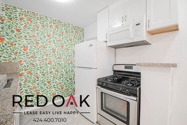 Photo - 340 N Curson Ave Unit 340