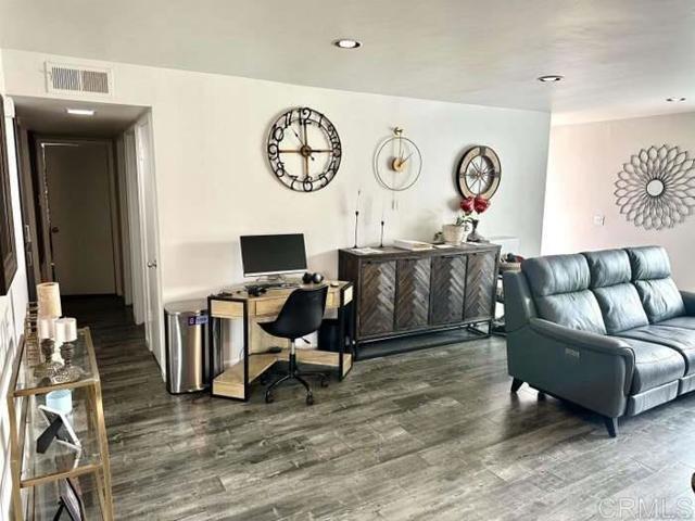 Photo - 9829 Caspi Gardens Dr Unit 8
