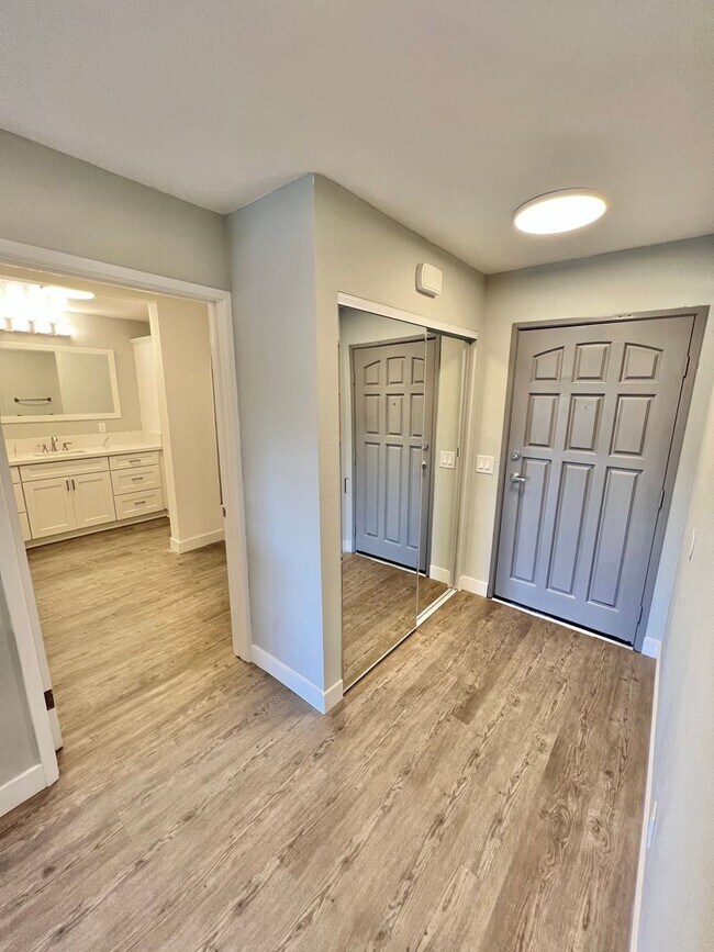 Photo - Resort-Style Coastal Studio with Pool, Jacuzzi & Rooftop