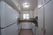 Photo - 542 N Orange Grove Blvd