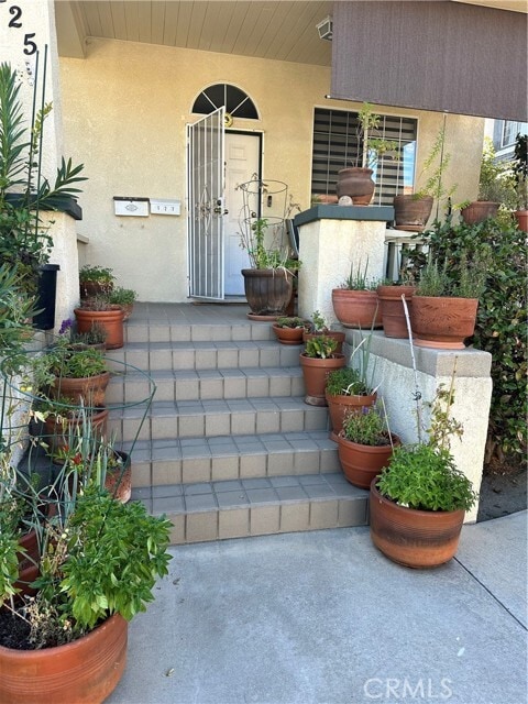 Photo - 125 N Marguerita Ave