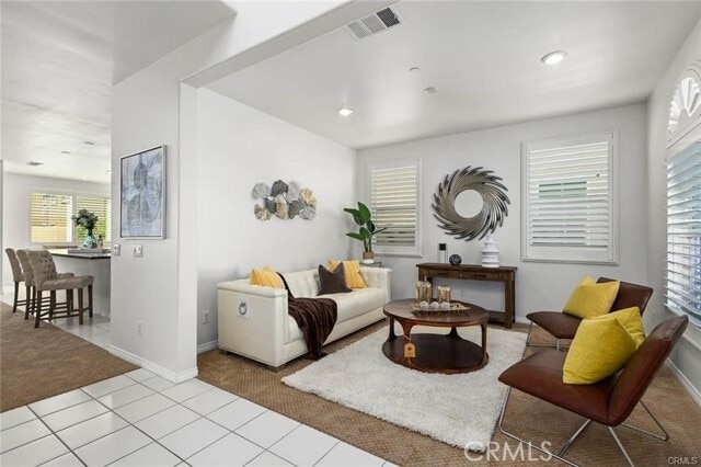 Photo - 6989 Larochelle Wy