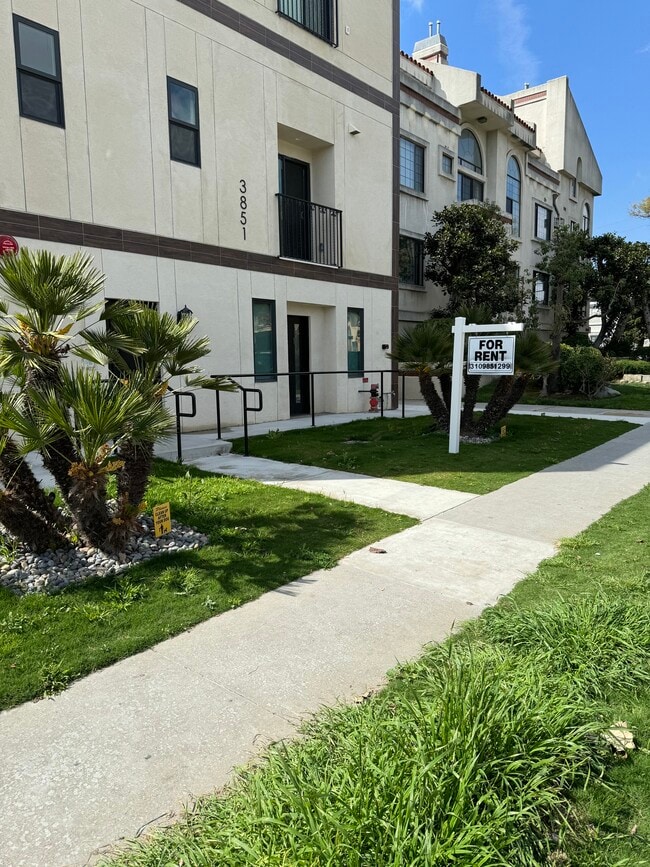 Photo - 3853 Inglewood Blvd Unit 1