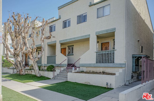 Building Photo - 1818 Butler Ave Unit 3 Rental