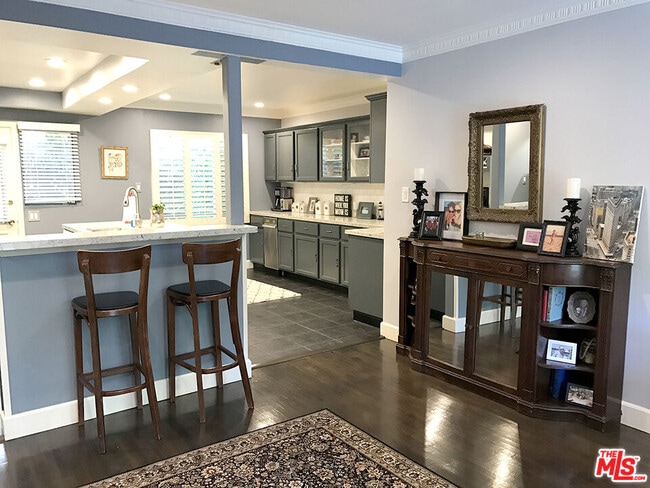 Photo - 8727 Shoreham Dr Unit 2