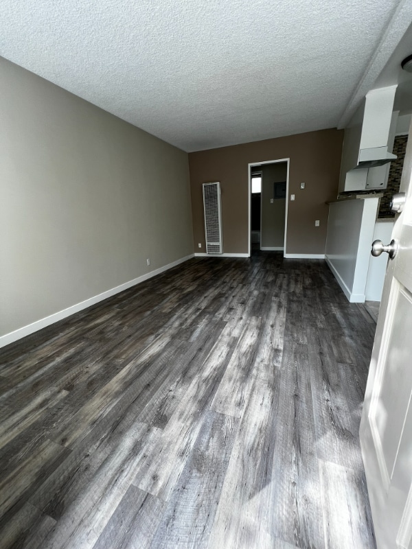 Photo - 5323 Ruby St