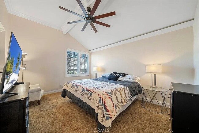 Photo - 355 N Maple St